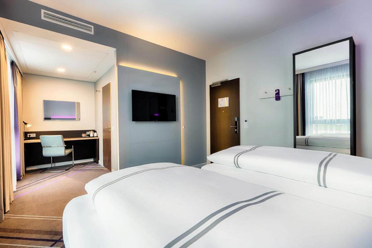 Premier Inn Berlin Airport Esterno foto